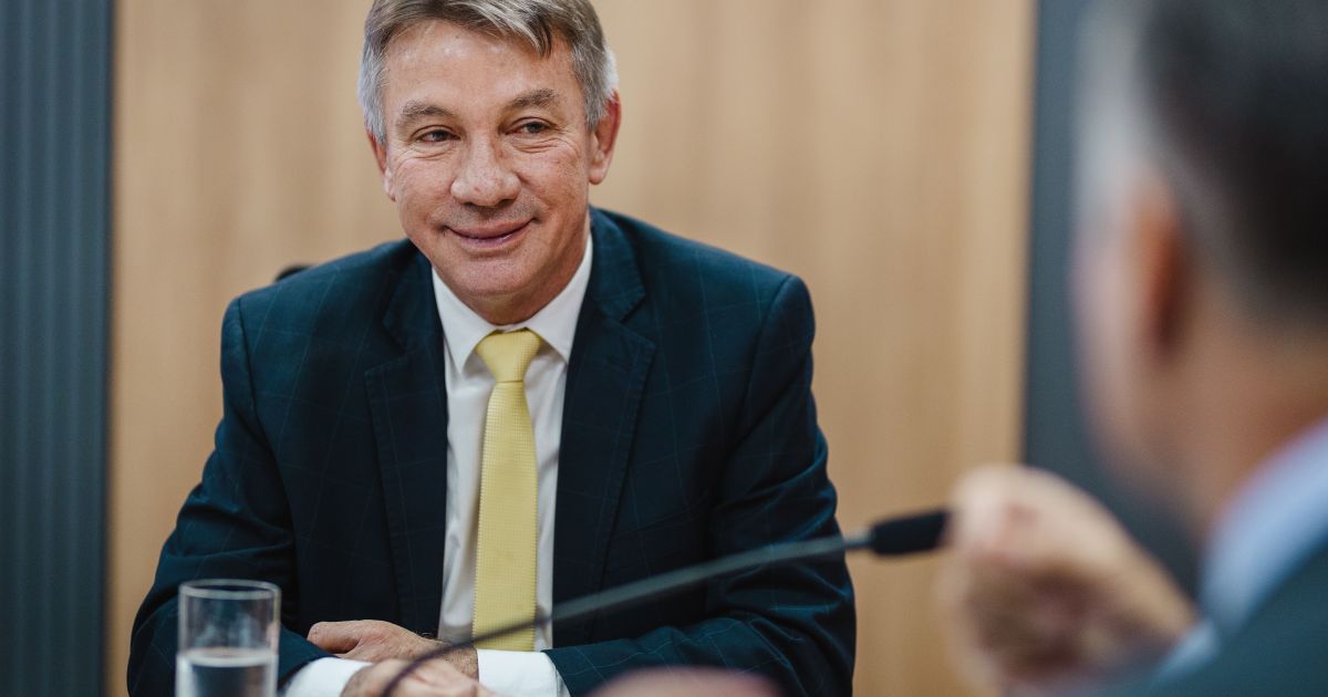 TSE cassa governador de RR, torna Denarium inelegível e convoca eleição