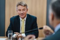 TSE cassa governador de RR, torna Denarium inelegível e convoca eleição