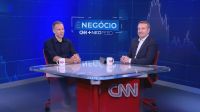 Brasil enfrenta desafios para ganhar relevância em IA, diz CEO do SoftBank