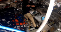 Veja reação dos astronautas da Artemis II após recorde histórico