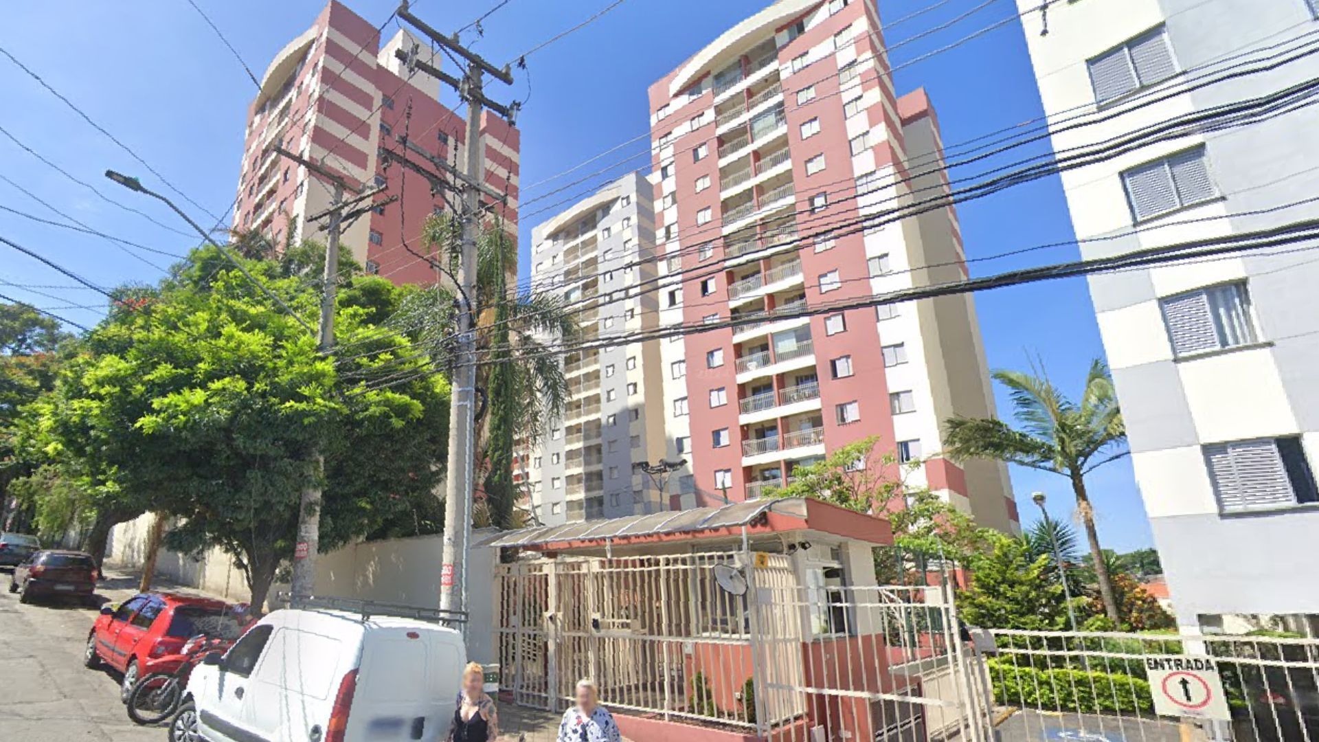 HOMEM AGIRDE ADOLESCENTE GARRAFA SP