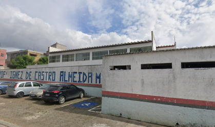 ESCOLA-TENTATIVA=DE-INVASÃO