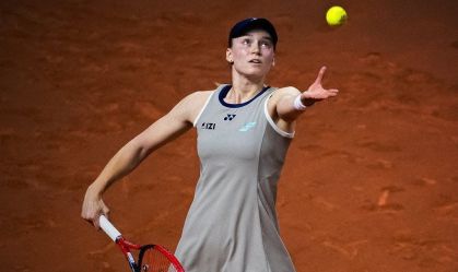 Rybakina e Muchova disputam título do WTA 500 de Stuttgart