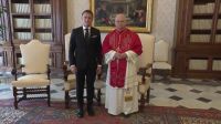 Macron e papa Leão XIV se encontram no Vaticano nesta sexta-feira (10)