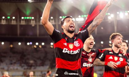 Jogadores do Flamengo comemoram vitória