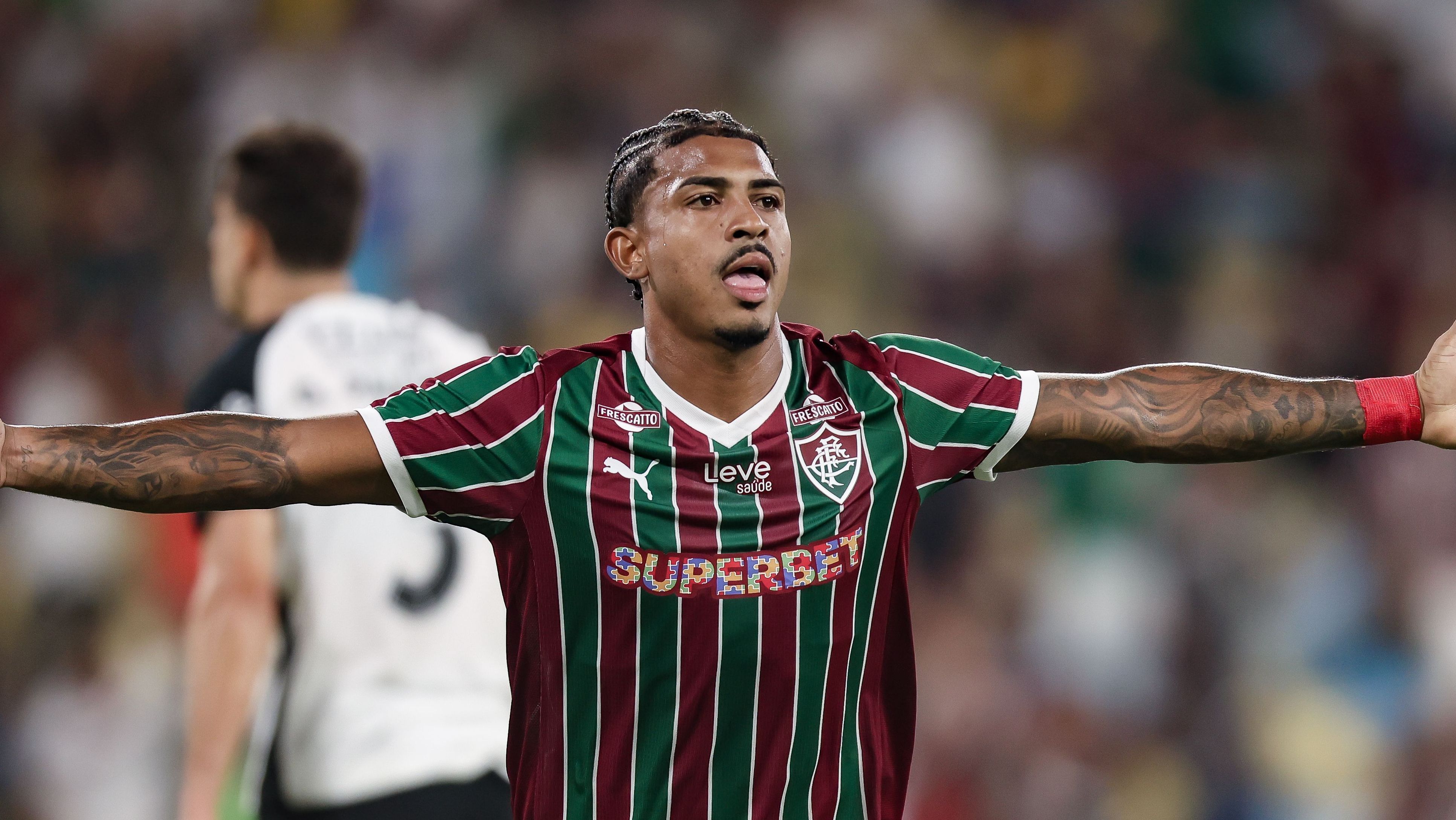John Kennedy celebra gol marcado diante do Corinthians