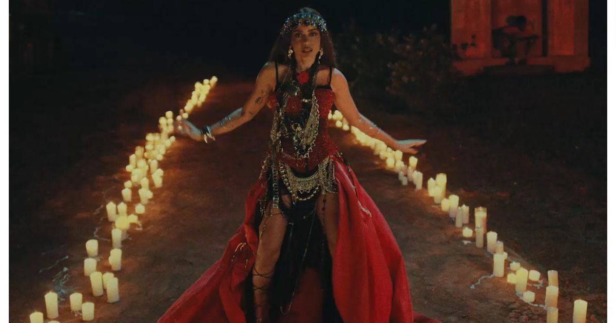 Anitta libera tracklist de álbum, mas mantém 8ª faixa em segredo; entenda