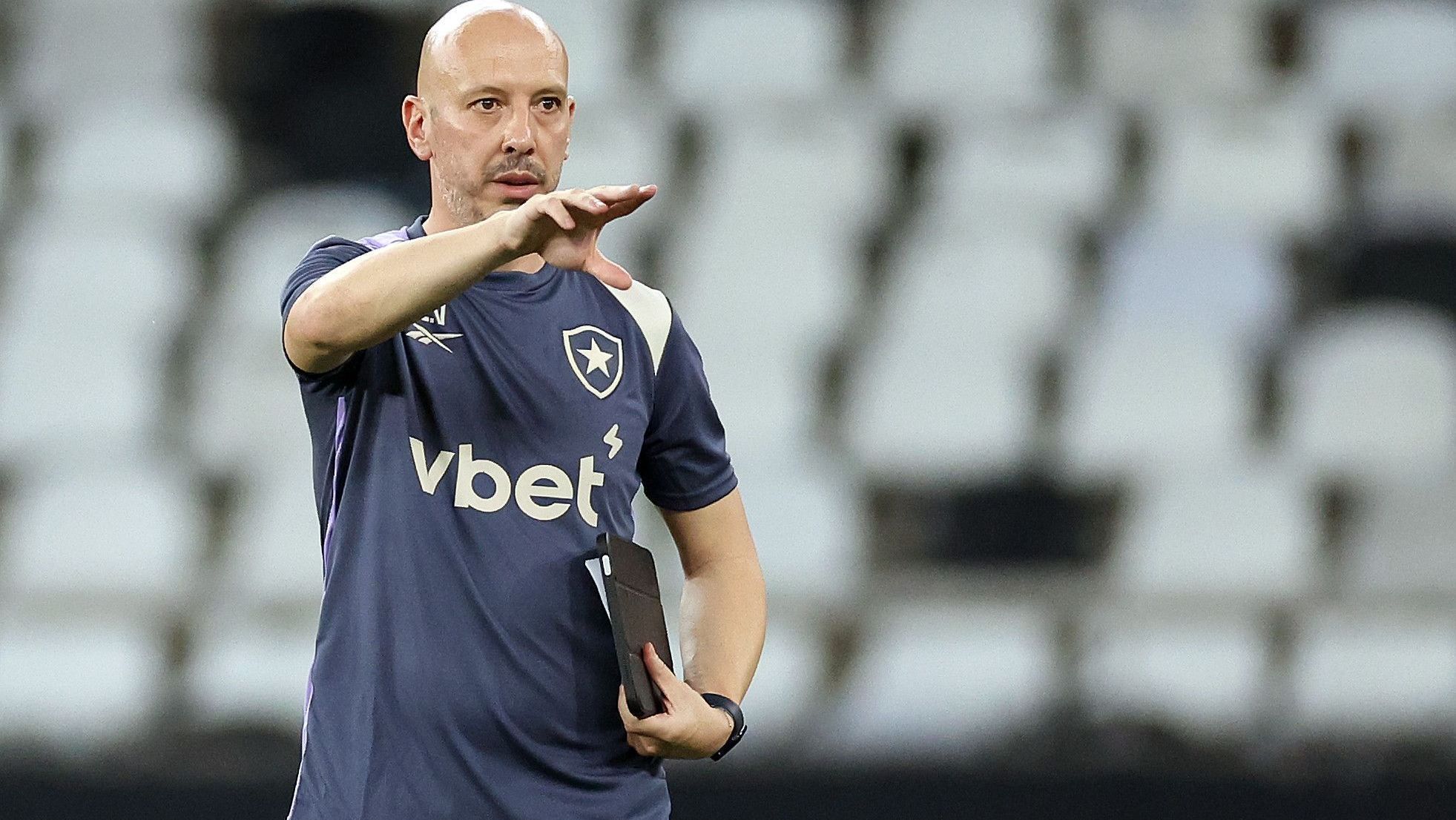 Franclim assume o Botafogo em 2026