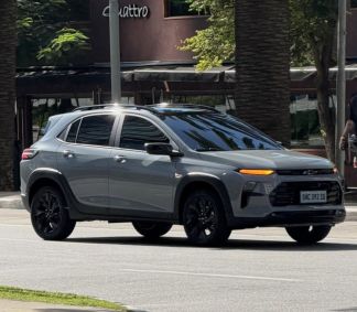 Flagra do novo Chevrolet Sonic 2027
