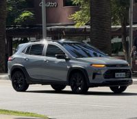 Flagra: Chevrolet Sonic é flagrado sem camuflagem em gravação de comercial