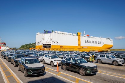 Primeiro lote do Geely EX5 EM-i no Brasil
