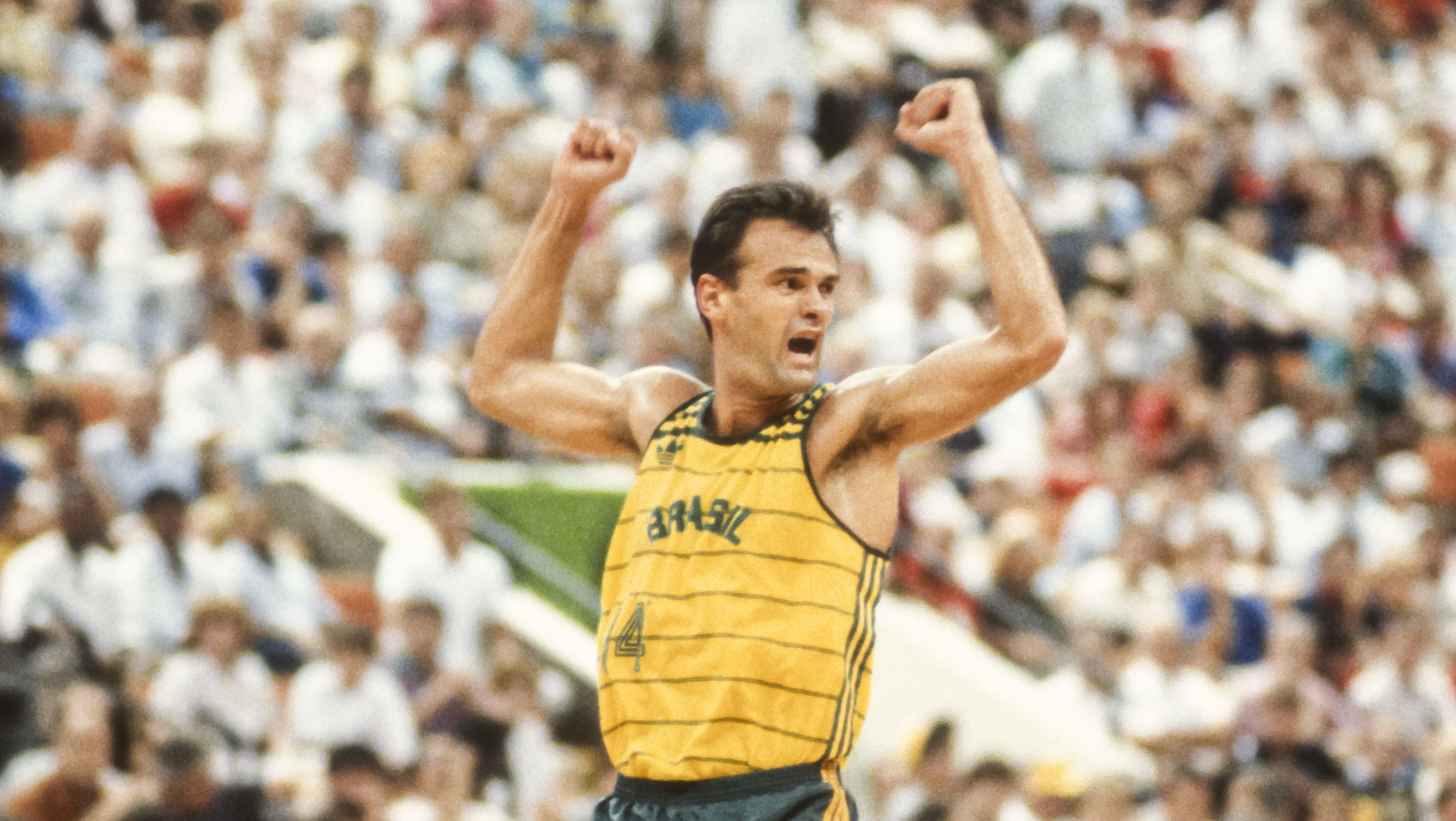 Oscar Schmidt durante a partida contra os Estados Unidos que rendeu a medalha de ouro para o Brasil durante os Jogos Pan-Americanos de 1987