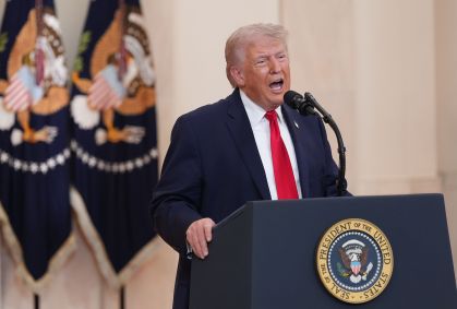 Deus entra no discurso de Trump quando a guerra começa a cobrar a conta