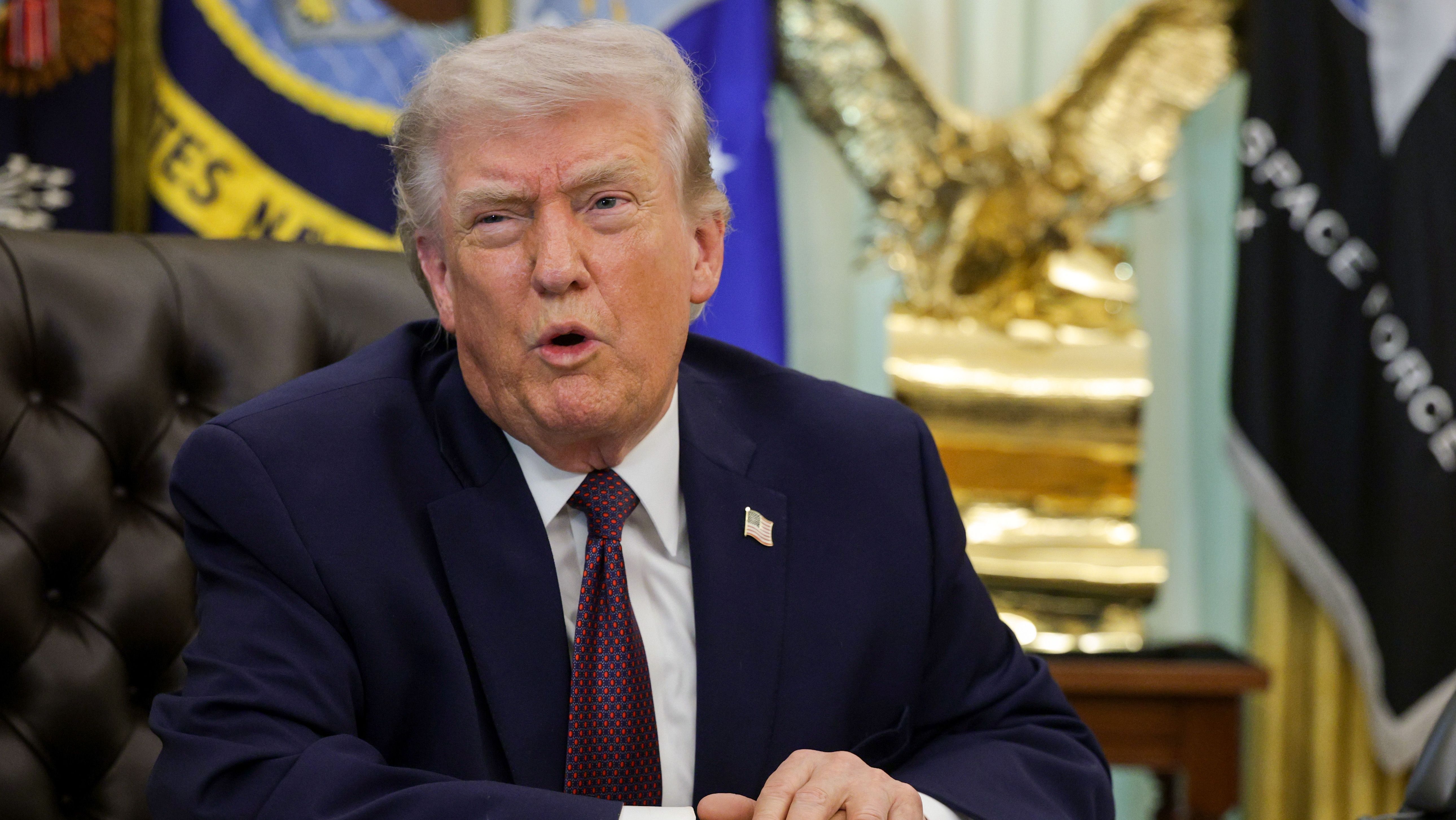 O presidente dos EUA, Donald Trump, no Salão Oval da Casa Branca em 31 de março de 2026