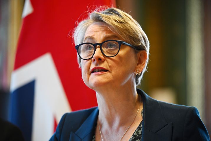 A Secretária de Relações Exteriores Britânica, Yvette Cooper • Leon Neal/Getty Images