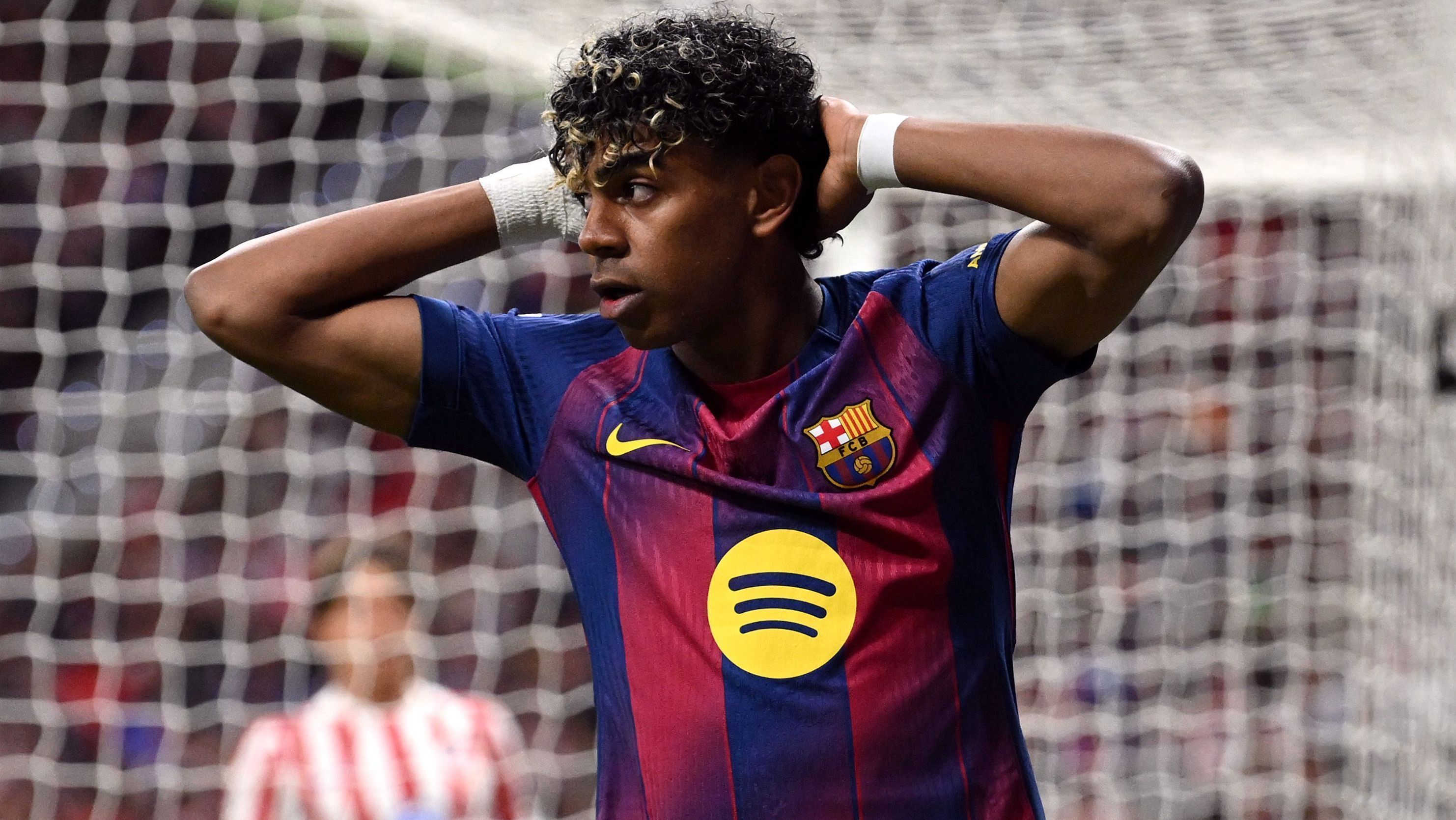 Lamine Yamal durante partida pelo Barcelona