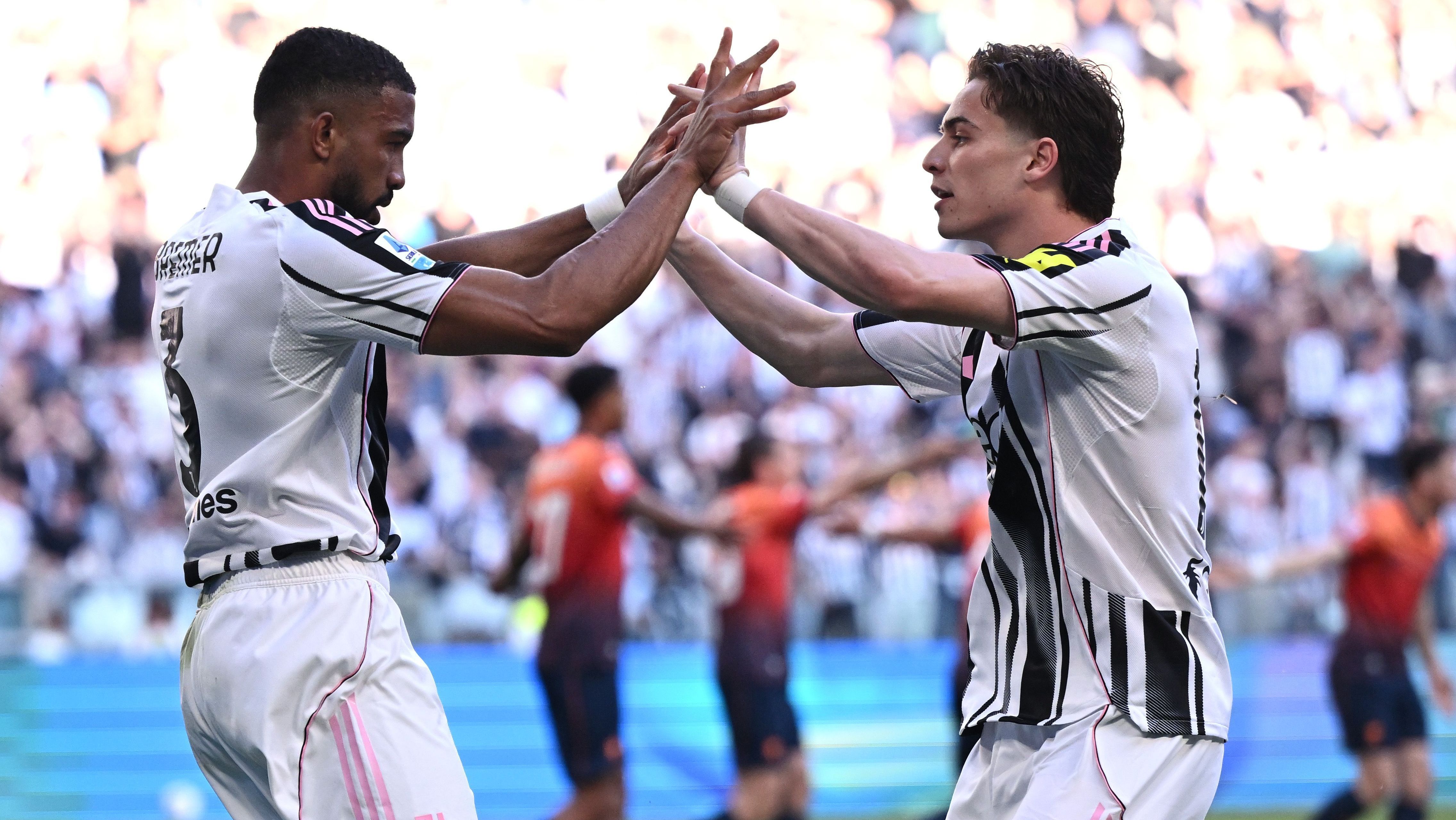 Juventus FC v Genoa CFC - Serie A