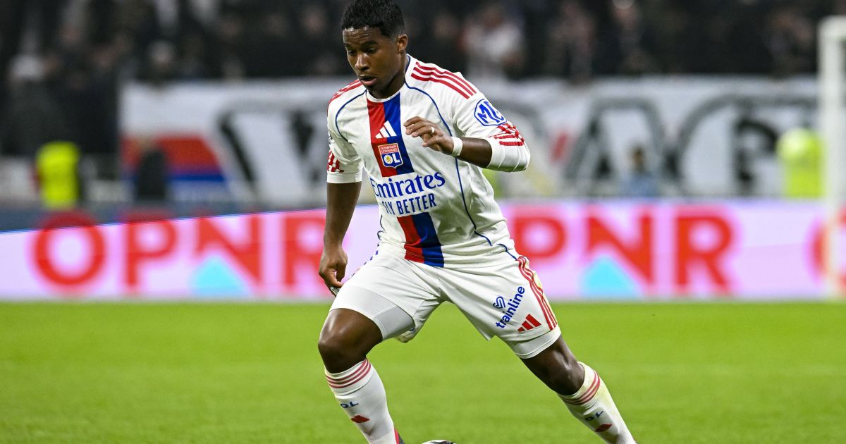 Técnico do Lyon se rende a Endrick depois de boa atuação
