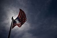 Tiroteio em shopping dos EUA deixa ao menos um morto e cinco feridos