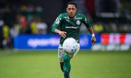 Vitor Roque, atacante do Palmeiras