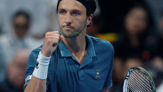 Arthur Rinderknech enfrentará João Fonseca em Monte Carlo
