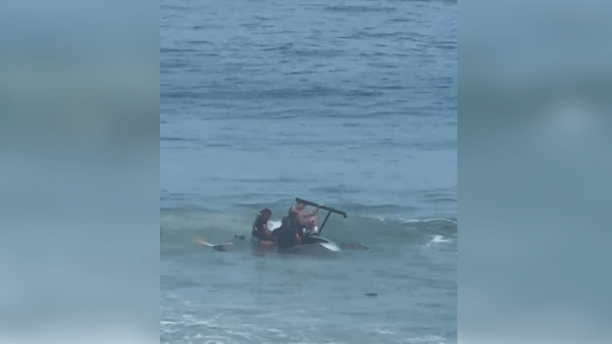 Colombianas mortas em acidente de helicóptero são veladas no Rio