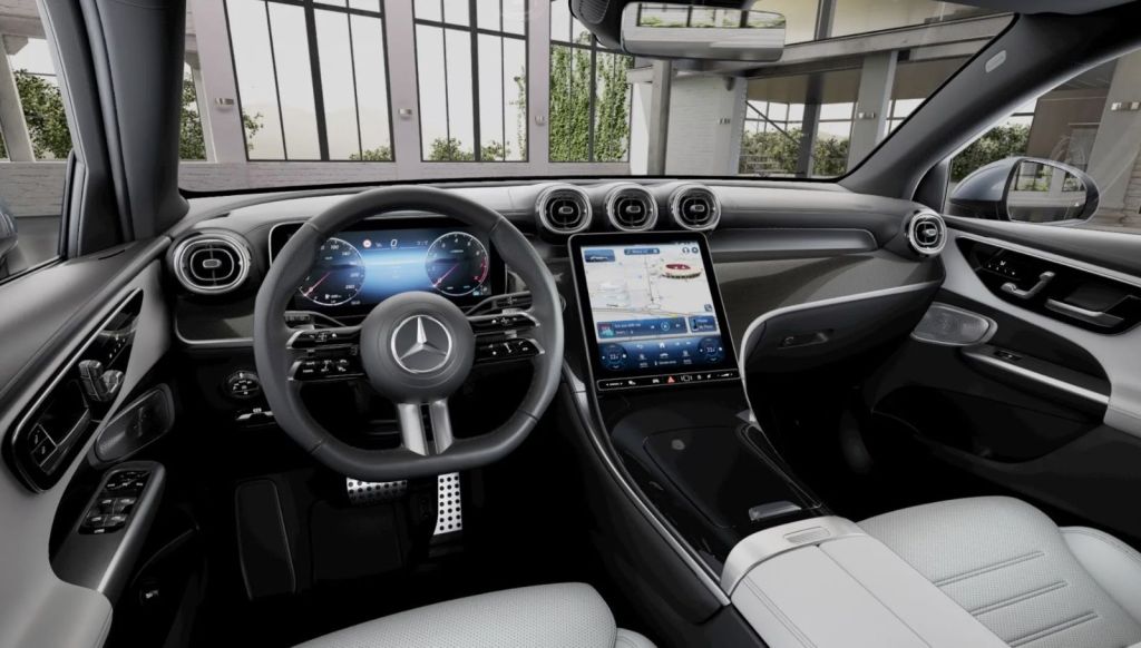 Interior do Mercedes-Benz GLC 300