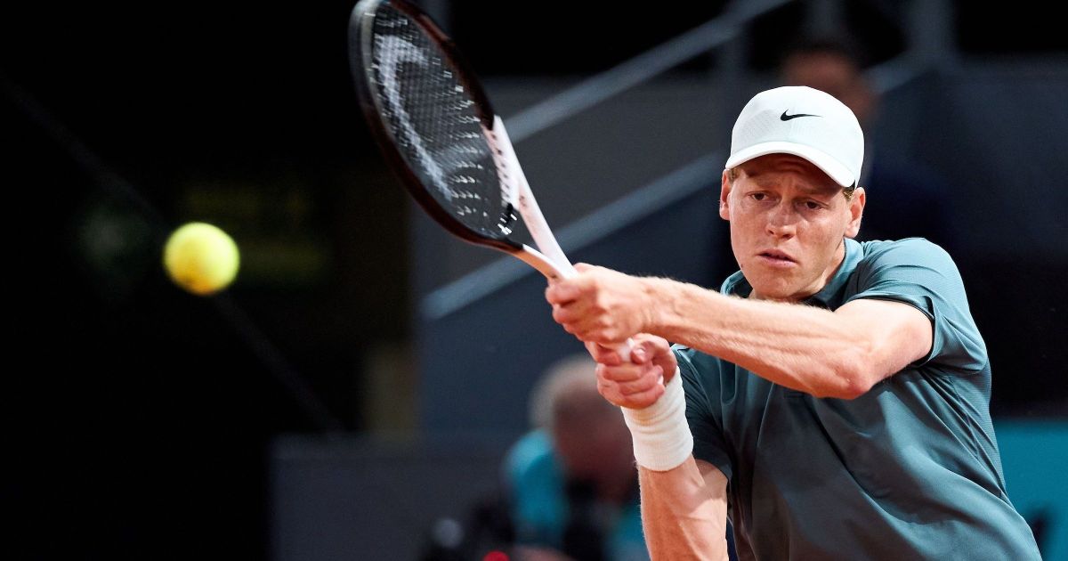 Sinner controla pressão, bate Jodar e avança no Masters 1000 de Madrid