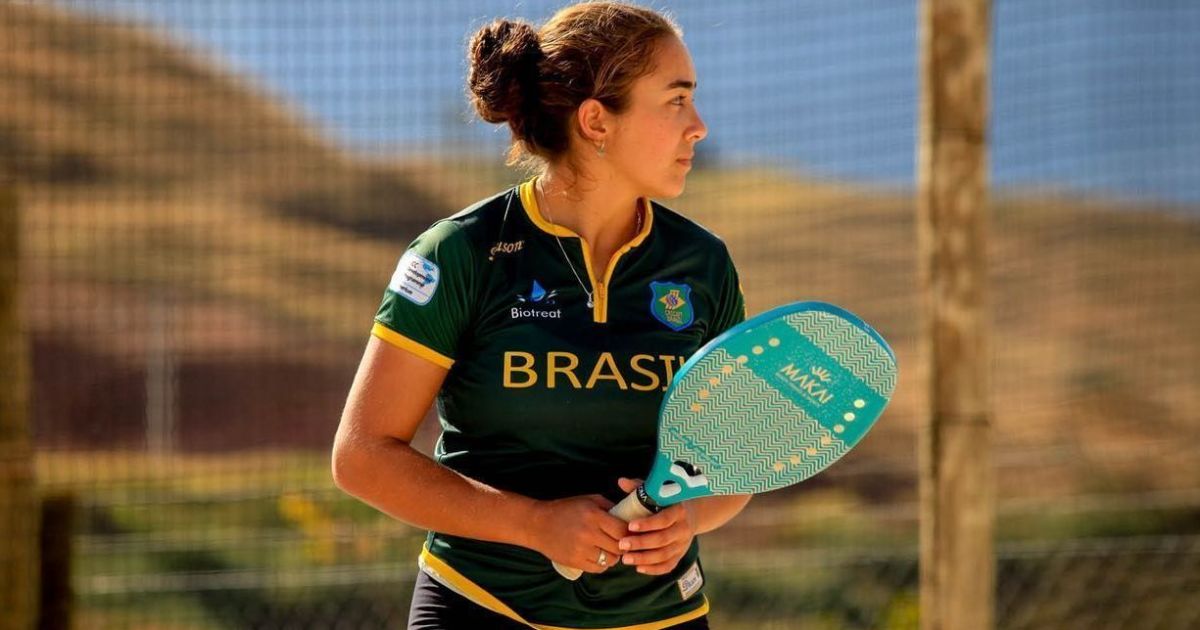 Brasileira faz história e quebra recorde mundial no críquete