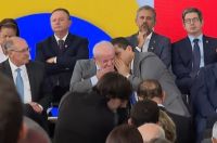 Cochicho de Lula com Alcolumbre e recado de Hugo marcam posse de Guimarães