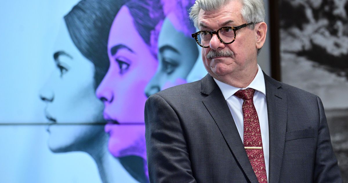 STJ condena Marco Buzzi à perda do cargo