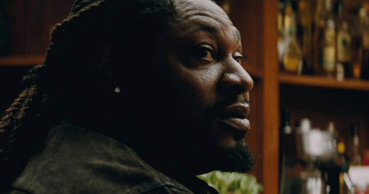 Astro da NFL sobre atuar em “Euphoria”: “Todo mundo trabalha junto”
