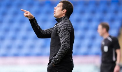 Burnley anuncia saída de Parker após novo rebaixamento