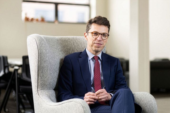 Nuno Loureiro foi professor de ciência e engenharia nuclear e de física no MIT • Jake Belcher via CNN Newsource