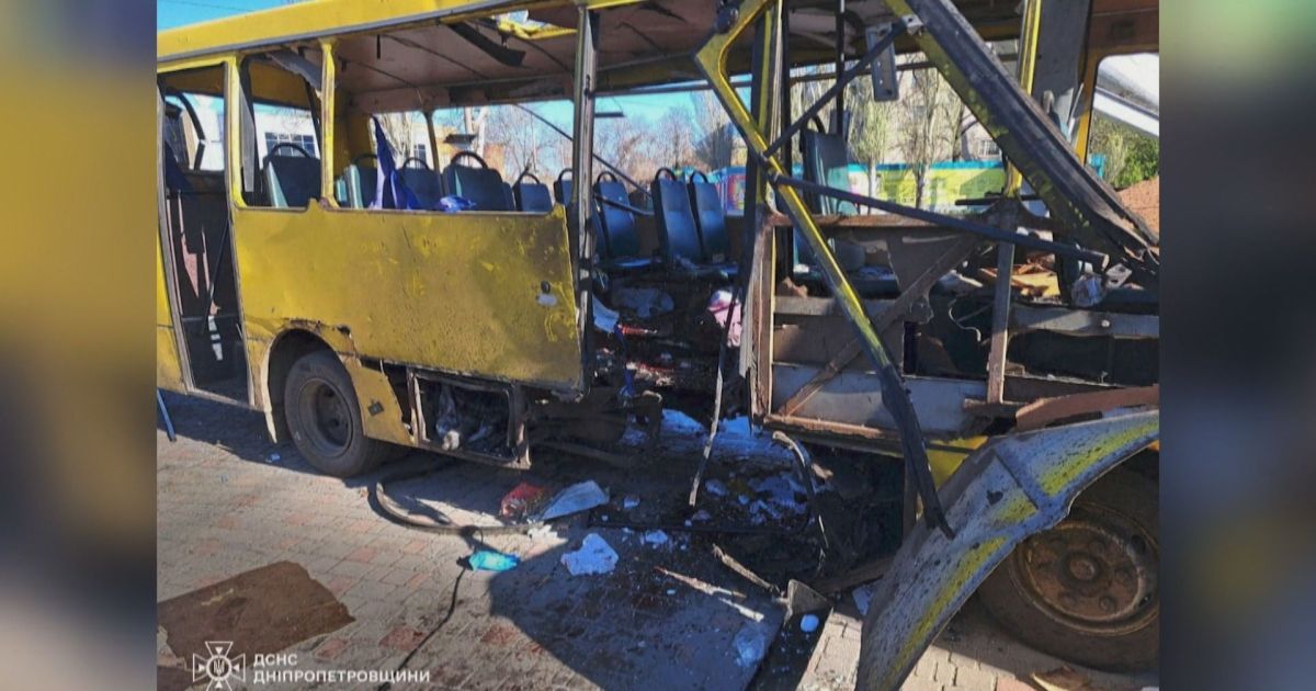 Ataques russos na Ucrânia deixam pelo menos sete mortos