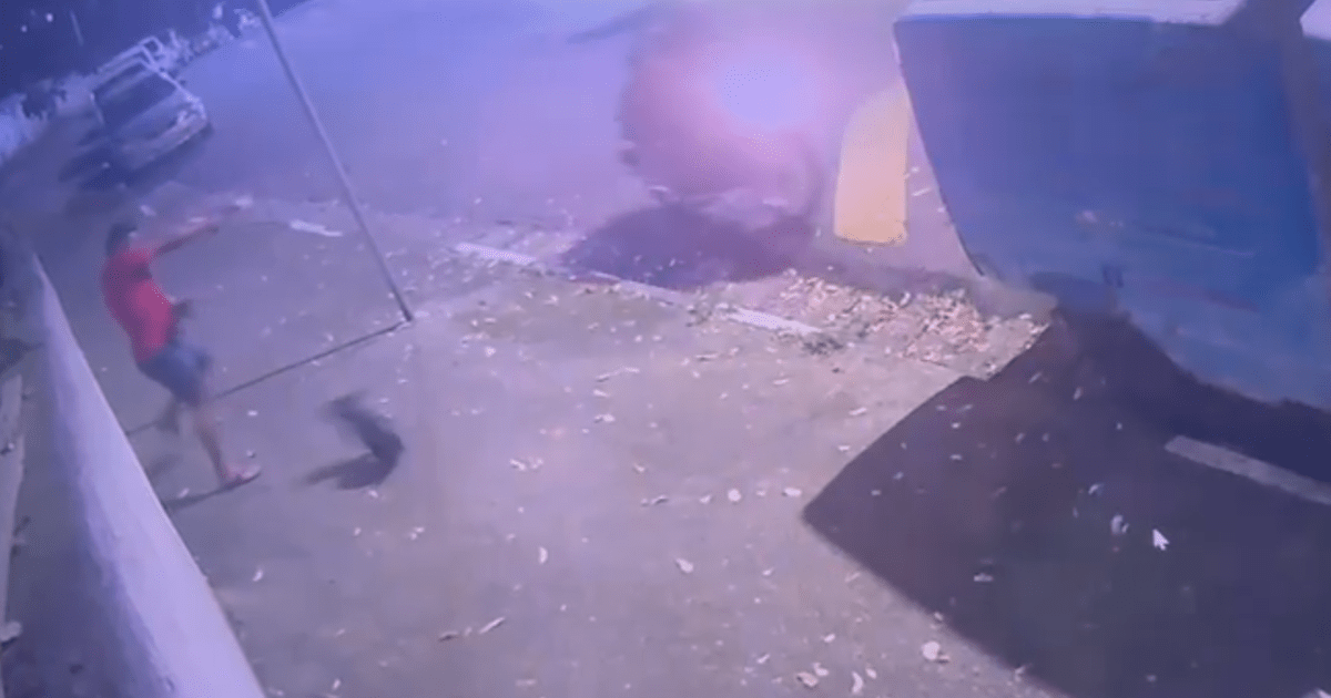 Vídeo: PM da Rota é baleado enquanto passeava com cachorro na Grande SP