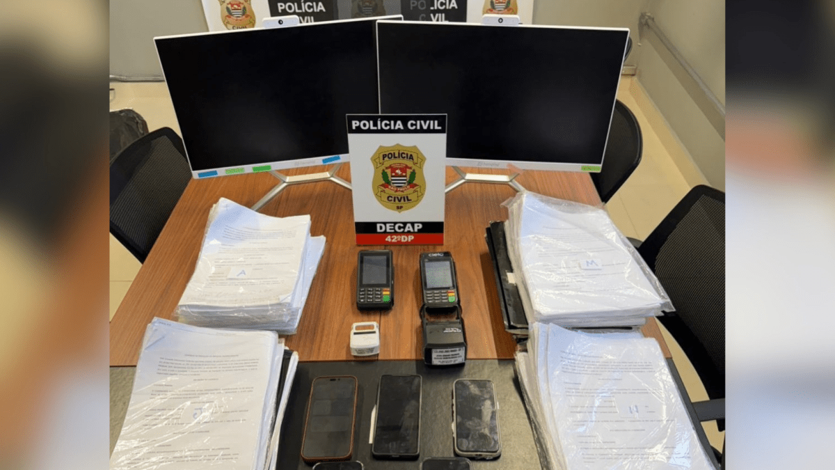 Polícia descobre “escritório do golpe” de quatro andares e prende 22 em SP