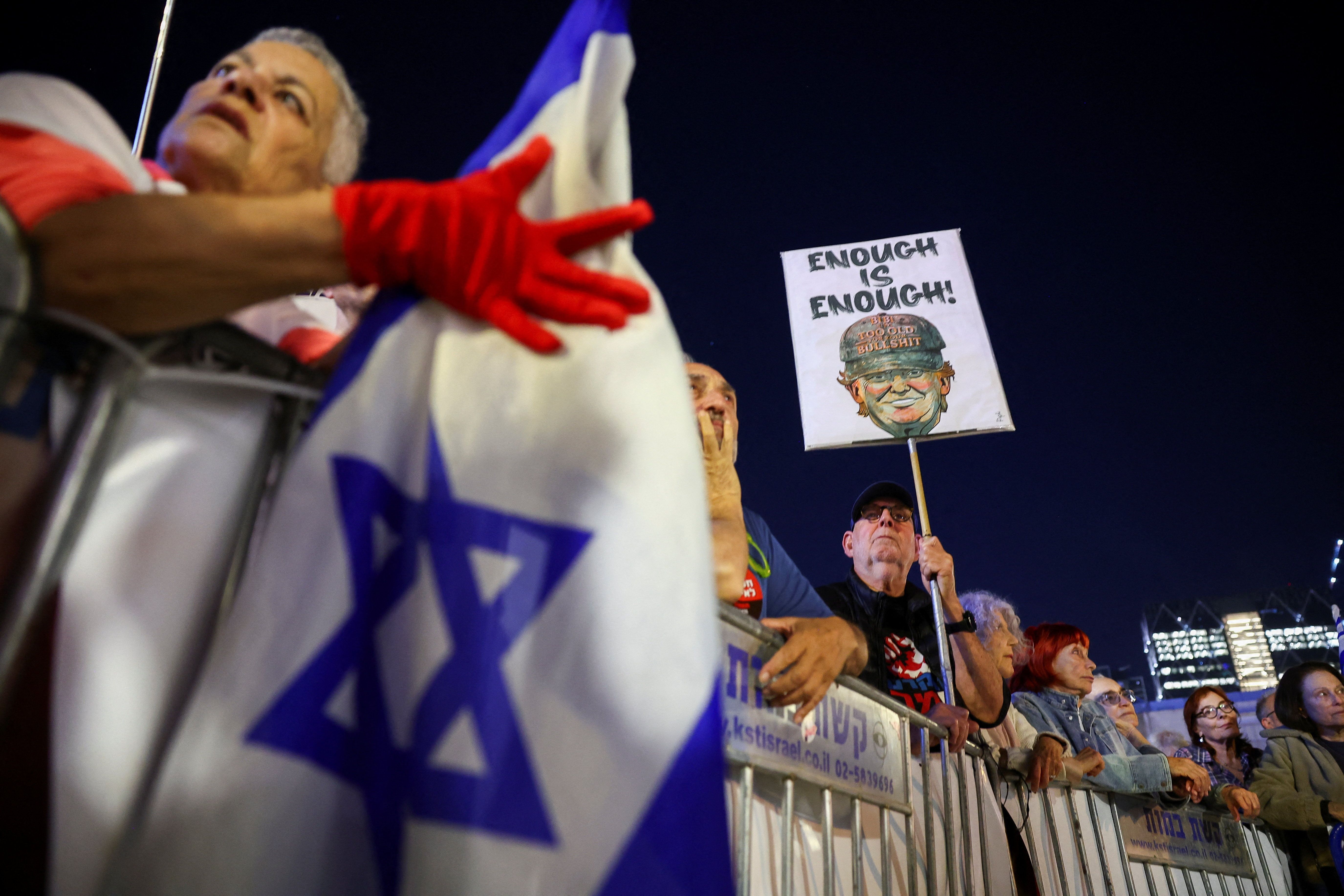 Protesto contra o primeiro-ministro israelense Benjamin Netanyahu e seu governo, em Tel Aviv