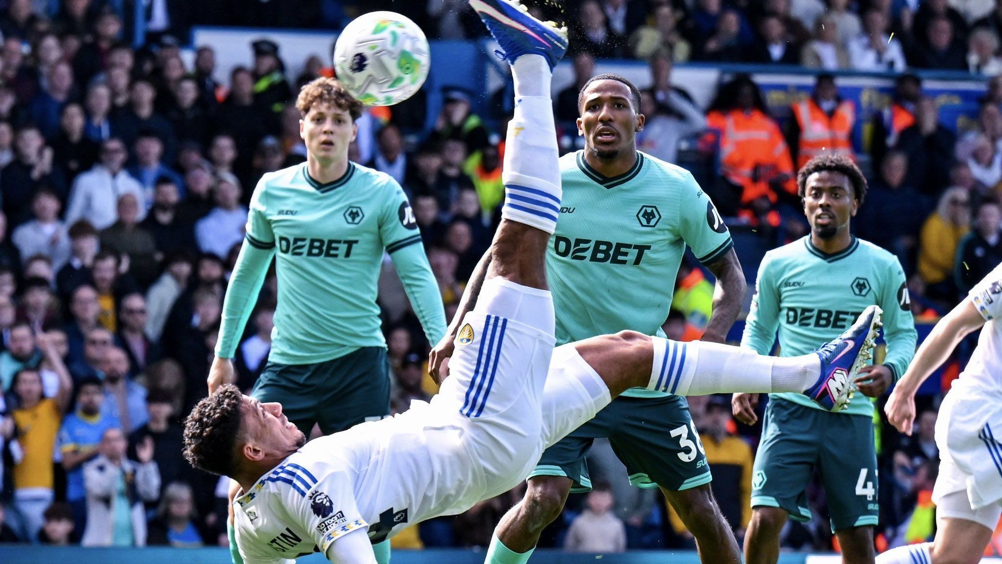 Wolves perde 22ª e fica por um fio na Premier League