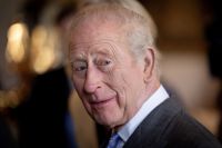 Entenda por que Charles não citou Jeffrey Epstein em discurso nos EUA