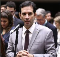 Relator da 6x1: "Não há preço caro demais para ter esse benefício social"