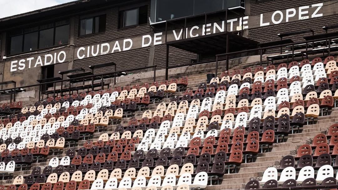 stádio Ciudad de Vicente López, em Buenos Aires, do Platense