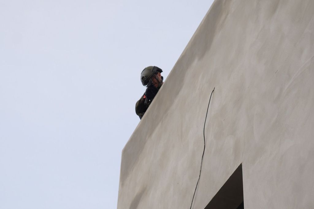 Batalhão israelense que agrediu equipe da CNN volta a operar após suspensão
