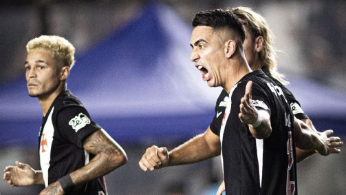Elenco do Vasco durante vitória sobre o São Paul