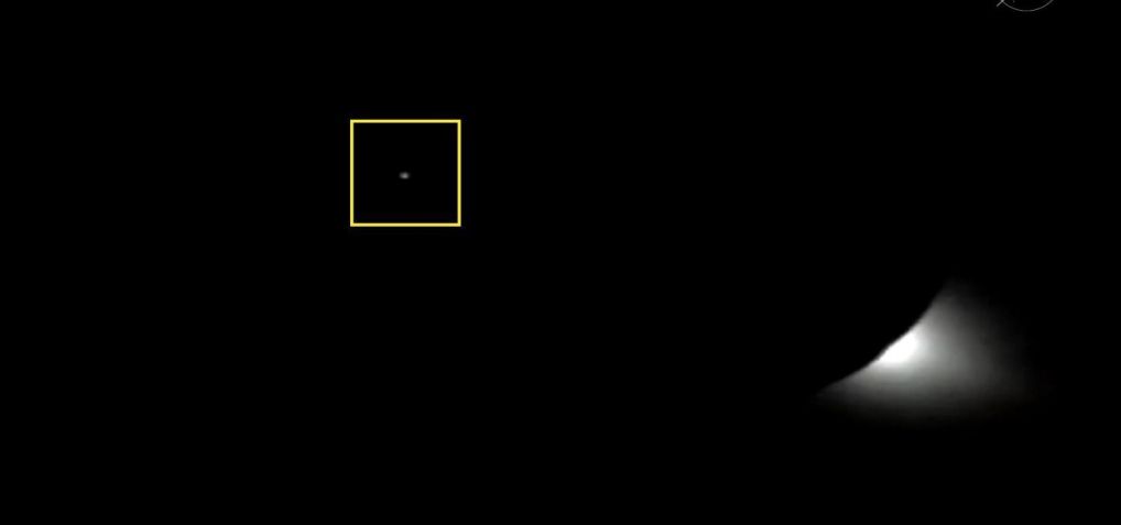 Ponto “misterioso” surge durante transmissão da Artemis de eclipse do Sol • NAsa