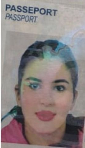 Foto do passaporte de Sara Ouali-Alami • Reprodução