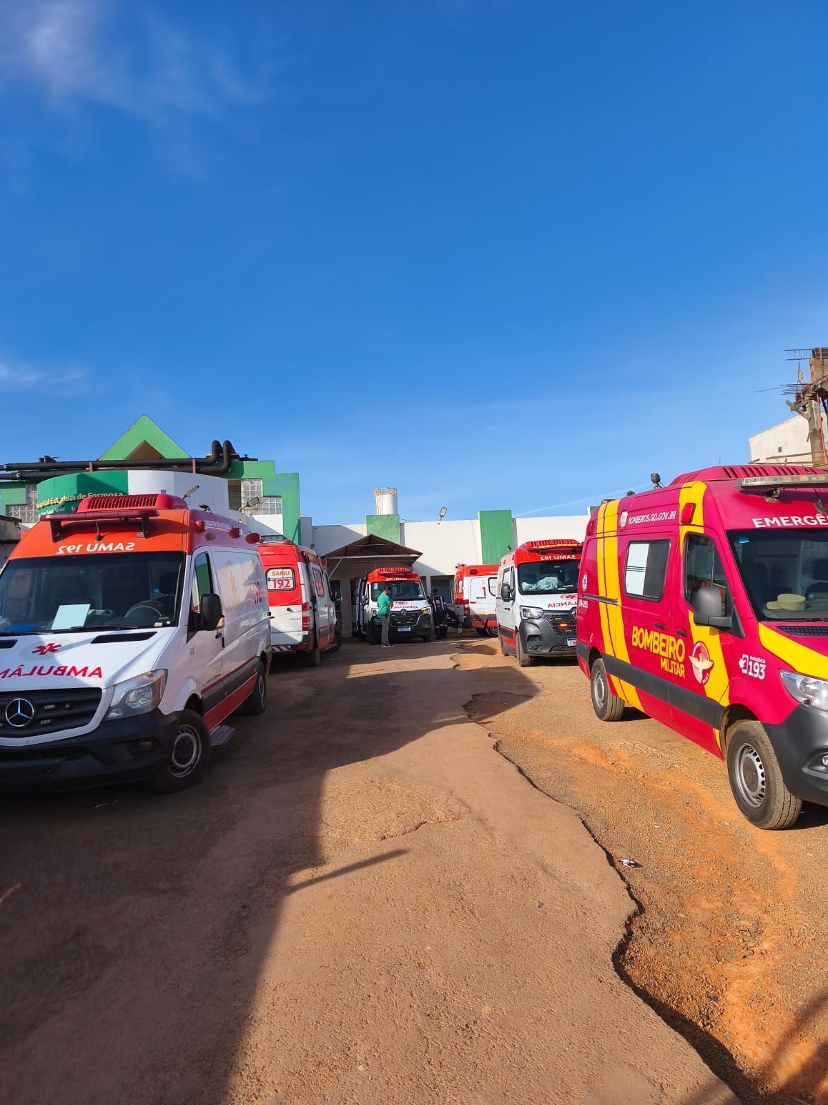 Colisão entre 3 veículos resultou na morte de oito pessoas • Reprodução/CBMGO