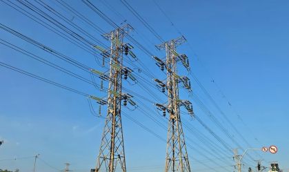 Linhas de distribuição de energia