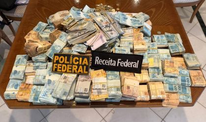 A Operação Mare Liberum apreendeu mais de R$ 2 milhões em espécie na residência de uma auditora da Receita Federal, na Barra da Tijuca, zona oeste do Rio de Janeiro