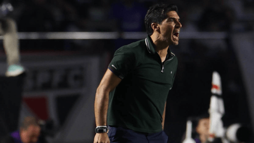 Abel Ferreira, técnico do Palmeiras, está suspenso por oito jogos